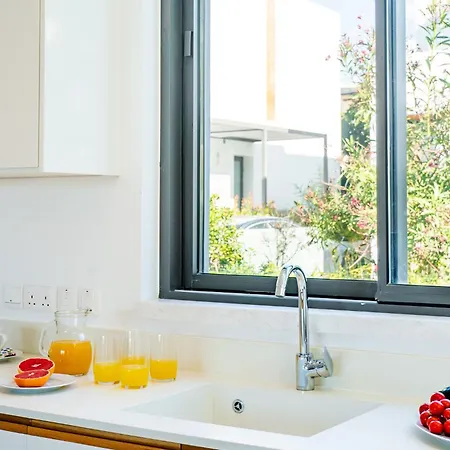 Villa Laurus 4 By Ezoria *