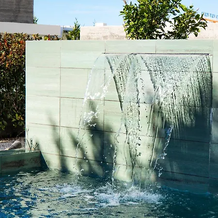 Villa Laurus 4 By Ezoria Paphos