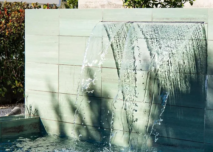 Vila Laurus 4 By Ezoria Paphos